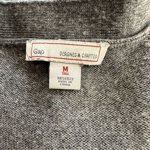 GAP gray button down cardigan size M - Picture 4 of 9